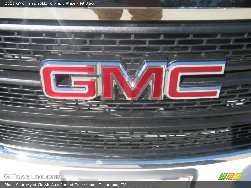 Olympic White / Jet Black 2012 GMC Terrain SLE