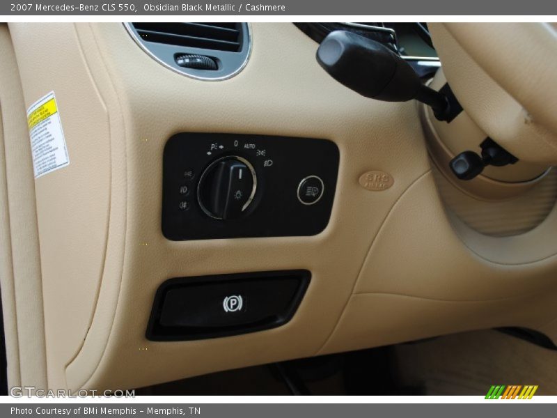 Obsidian Black Metallic / Cashmere 2007 Mercedes-Benz CLS 550