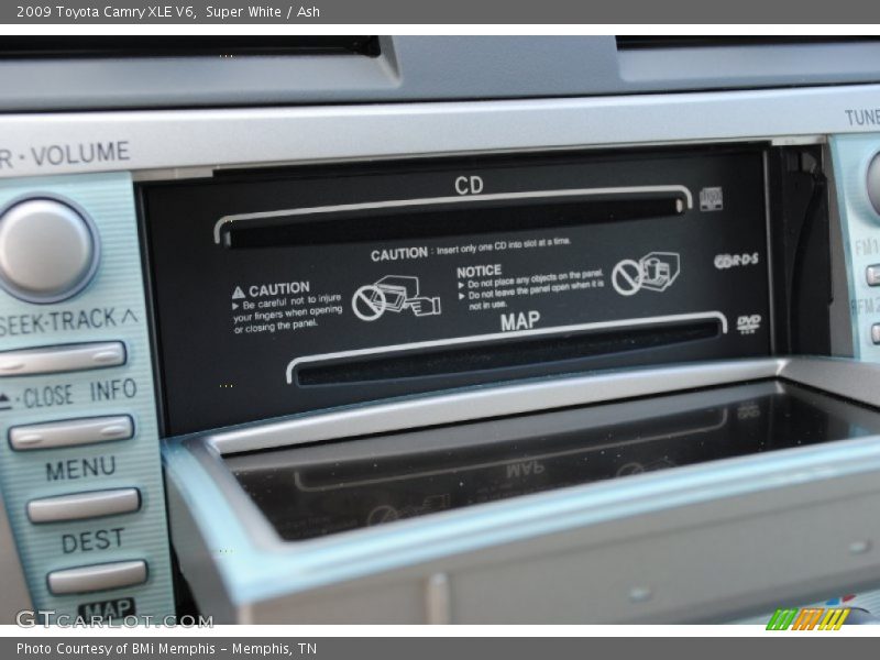 Super White / Ash 2009 Toyota Camry XLE V6