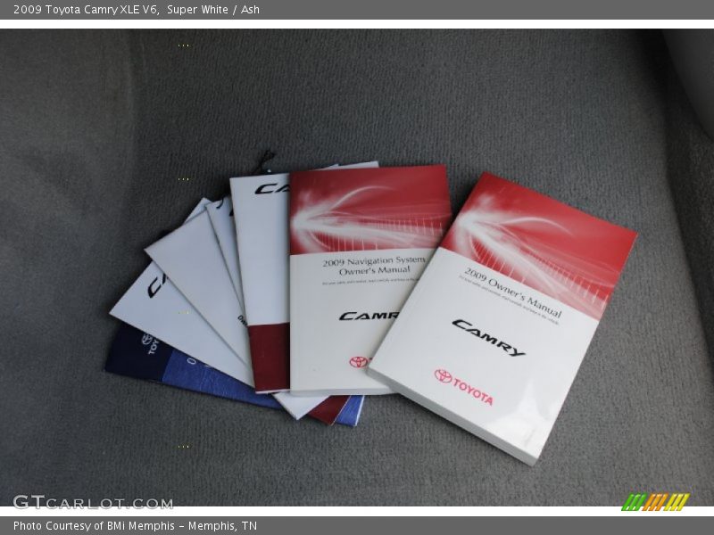 Super White / Ash 2009 Toyota Camry XLE V6