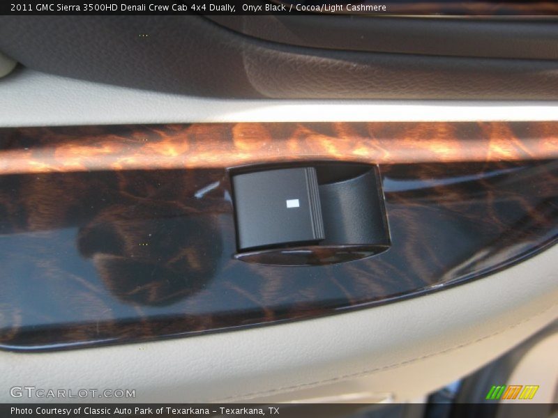 Onyx Black / Cocoa/Light Cashmere 2011 GMC Sierra 3500HD Denali Crew Cab 4x4 Dually