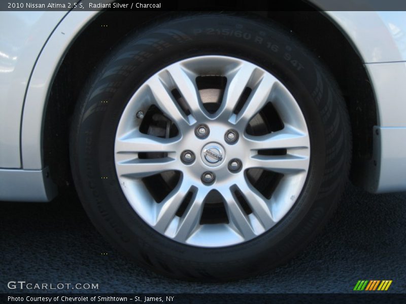 Radiant Silver / Charcoal 2010 Nissan Altima 2.5 S