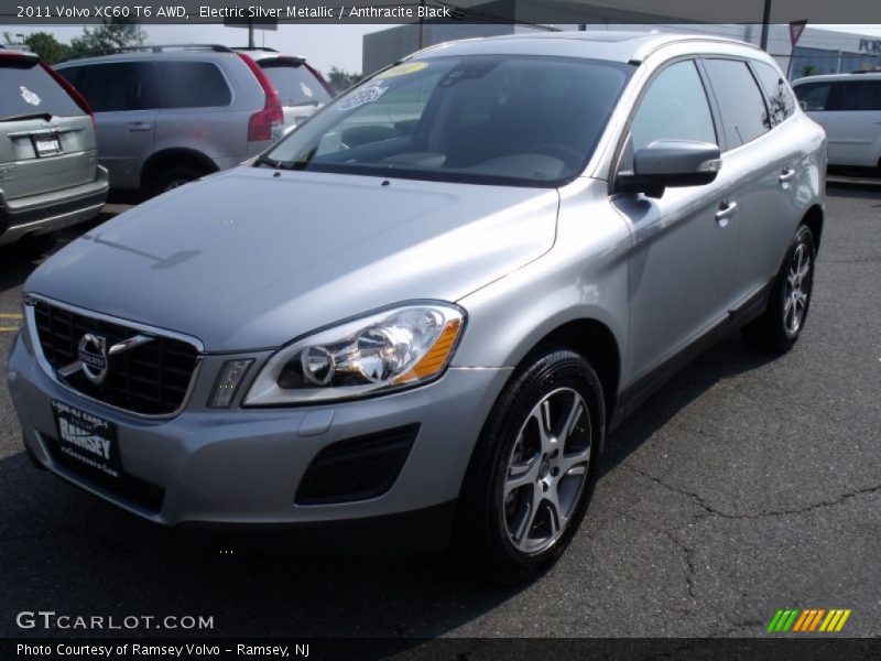 Electric Silver Metallic / Anthracite Black 2011 Volvo XC60 T6 AWD
