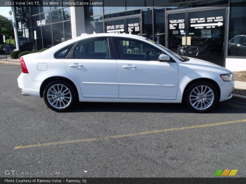 Ice White / Umbra/Calcite Leather 2011 Volvo S40 T5