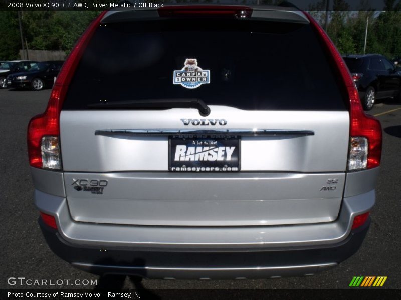 Silver Metallic / Off Black 2008 Volvo XC90 3.2 AWD