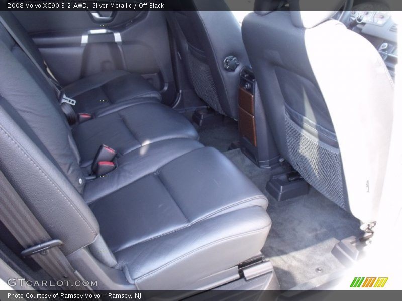 Silver Metallic / Off Black 2008 Volvo XC90 3.2 AWD