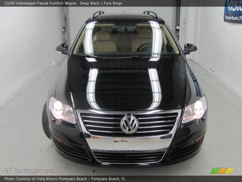 Deep Black / Pure Beige 2008 Volkswagen Passat Komfort Wagon