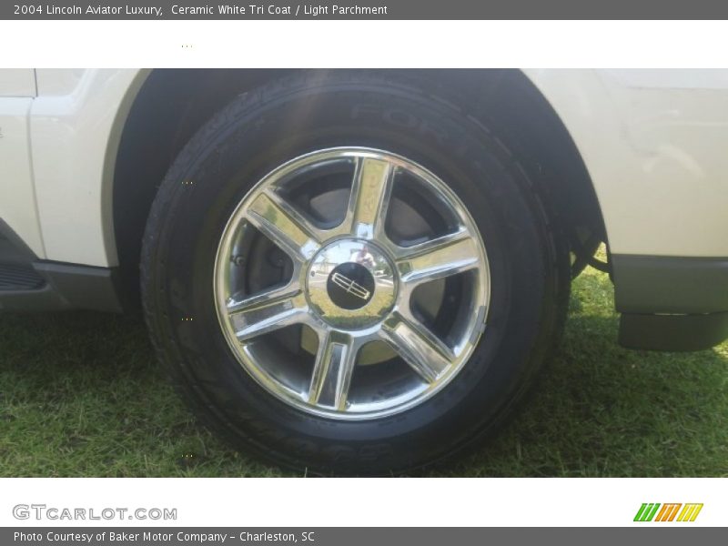  2004 Aviator Luxury Wheel