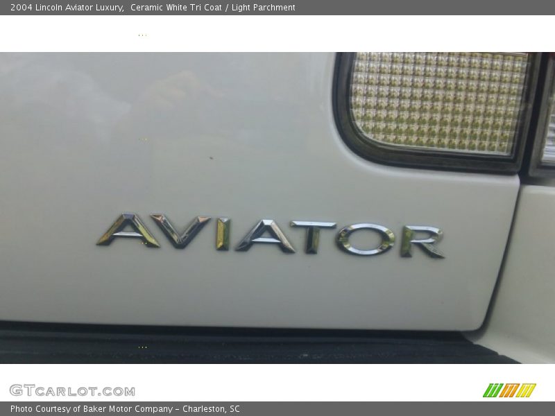  2004 Aviator Luxury Logo