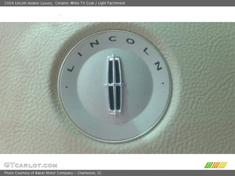  2004 Aviator Luxury Logo