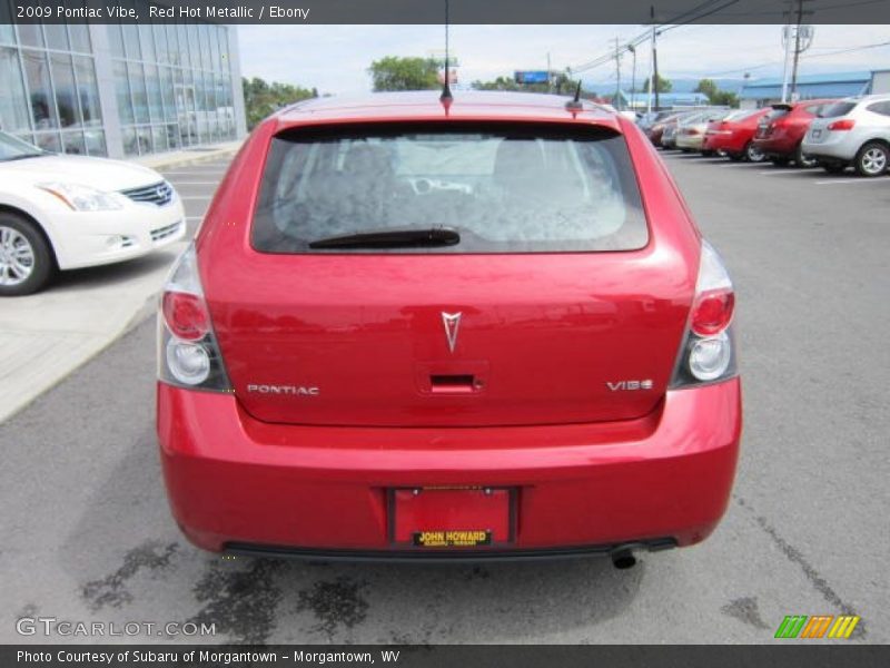 Red Hot Metallic / Ebony 2009 Pontiac Vibe