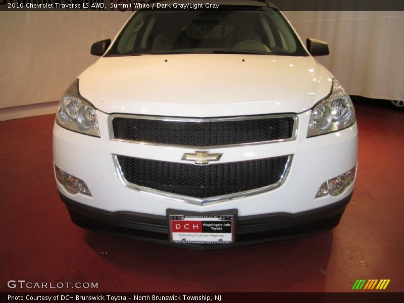 Summit White / Dark Gray/Light Gray 2010 Chevrolet Traverse LS AWD