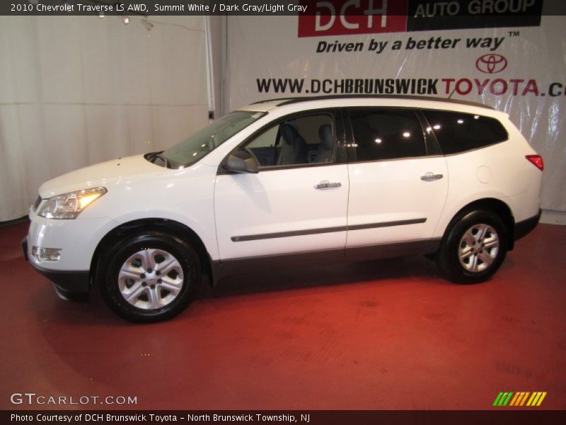 Summit White / Dark Gray/Light Gray 2010 Chevrolet Traverse LS AWD