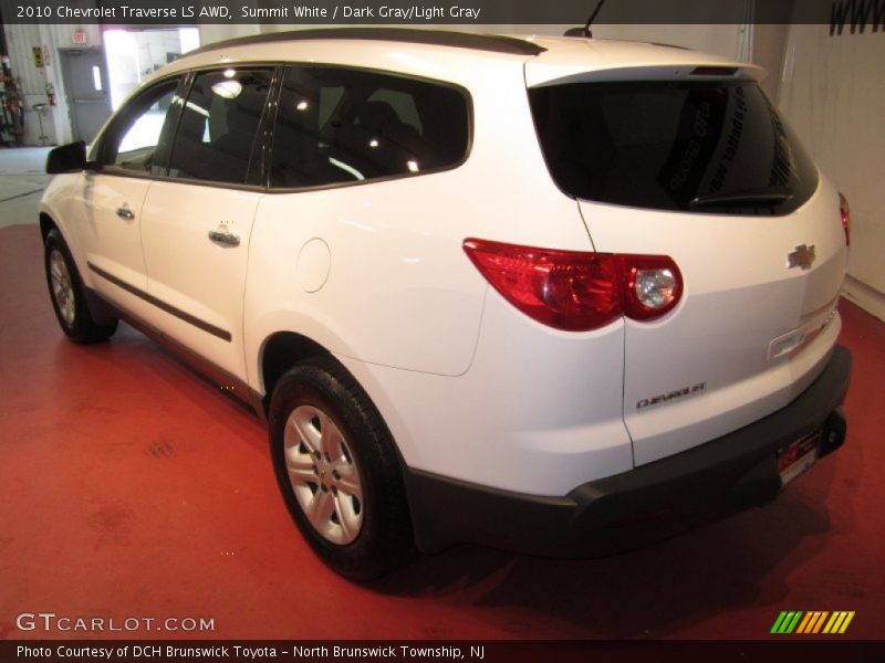Summit White / Dark Gray/Light Gray 2010 Chevrolet Traverse LS AWD