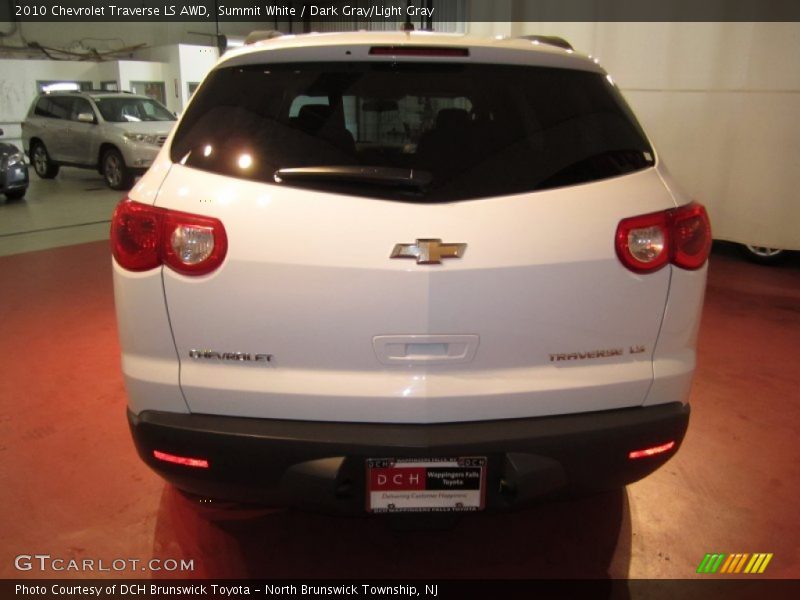 Summit White / Dark Gray/Light Gray 2010 Chevrolet Traverse LS AWD
