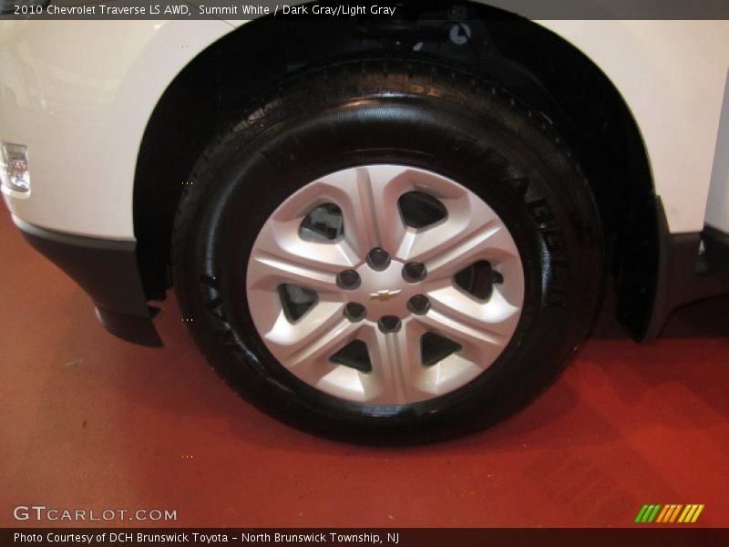 Summit White / Dark Gray/Light Gray 2010 Chevrolet Traverse LS AWD