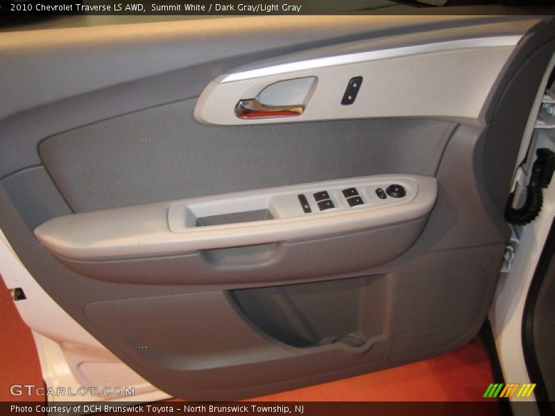 Summit White / Dark Gray/Light Gray 2010 Chevrolet Traverse LS AWD