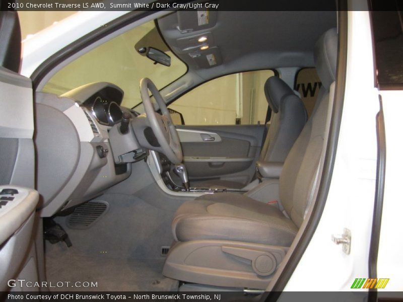 Summit White / Dark Gray/Light Gray 2010 Chevrolet Traverse LS AWD