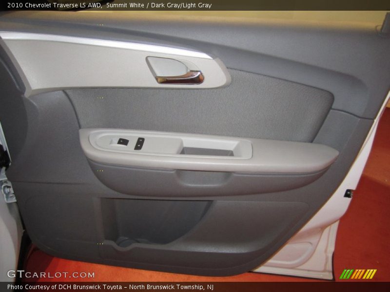 Summit White / Dark Gray/Light Gray 2010 Chevrolet Traverse LS AWD