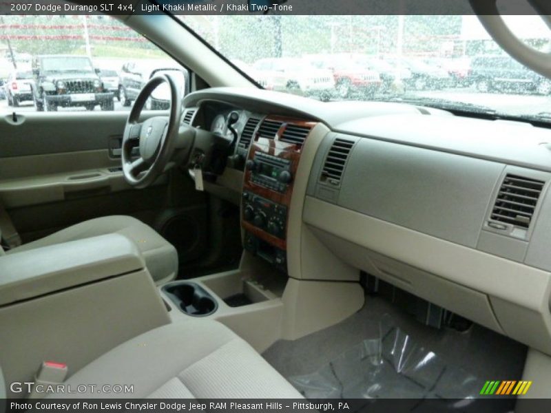 Light Khaki Metallic / Khaki Two-Tone 2007 Dodge Durango SLT 4x4