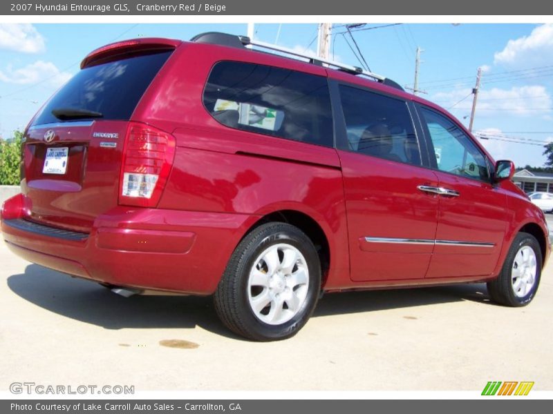 Cranberry Red / Beige 2007 Hyundai Entourage GLS