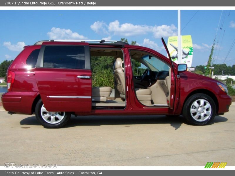 Cranberry Red / Beige 2007 Hyundai Entourage GLS