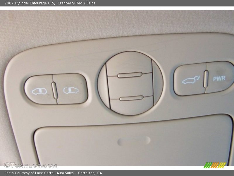 Cranberry Red / Beige 2007 Hyundai Entourage GLS