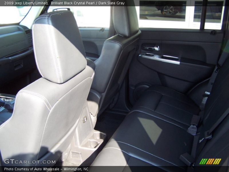Brilliant Black Crystal Pearl / Dark Slate Gray 2009 Jeep Liberty Limited