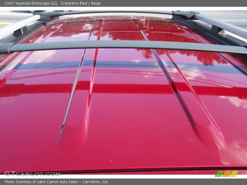 Cranberry Red / Beige 2007 Hyundai Entourage GLS
