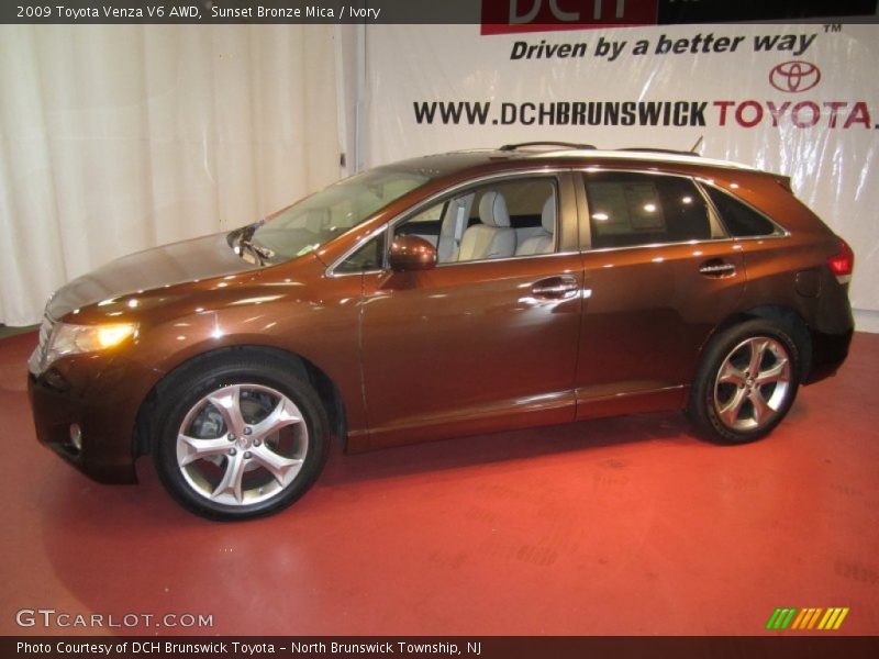 Sunset Bronze Mica / Ivory 2009 Toyota Venza V6 AWD