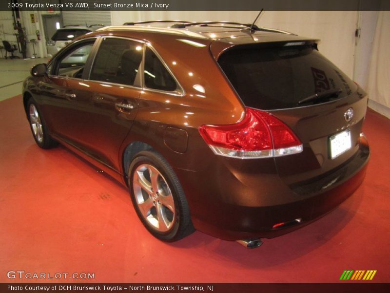 Sunset Bronze Mica / Ivory 2009 Toyota Venza V6 AWD