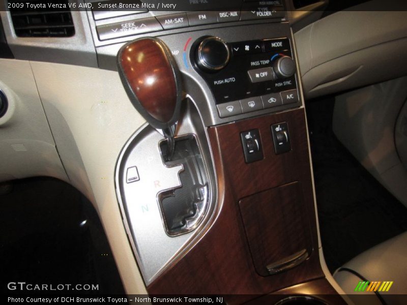 Sunset Bronze Mica / Ivory 2009 Toyota Venza V6 AWD