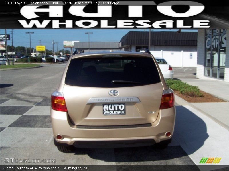 Sandy Beach Metallic / Sand Beige 2010 Toyota Highlander V6 4WD