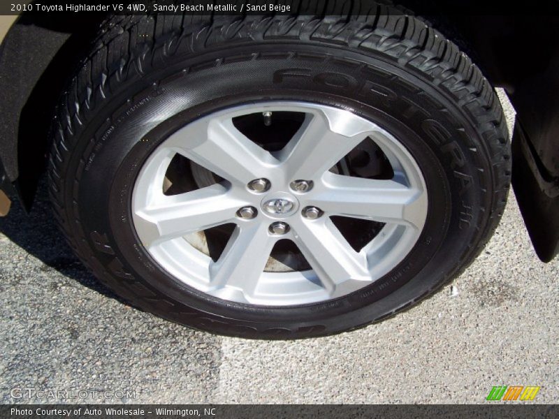 Sandy Beach Metallic / Sand Beige 2010 Toyota Highlander V6 4WD