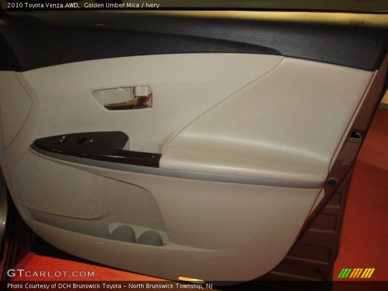 Golden Umber Mica / Ivory 2010 Toyota Venza AWD