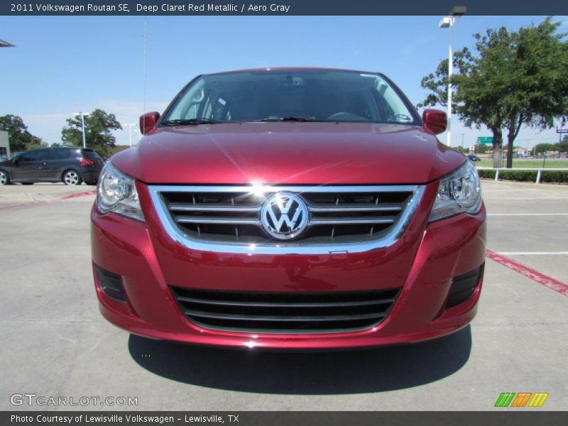 Deep Claret Red Metallic / Aero Gray 2011 Volkswagen Routan SE
