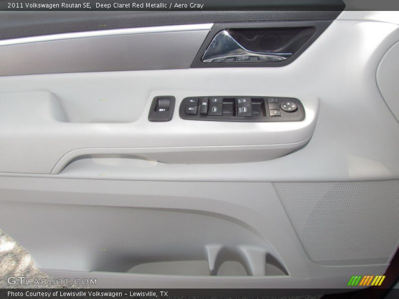 Deep Claret Red Metallic / Aero Gray 2011 Volkswagen Routan SE
