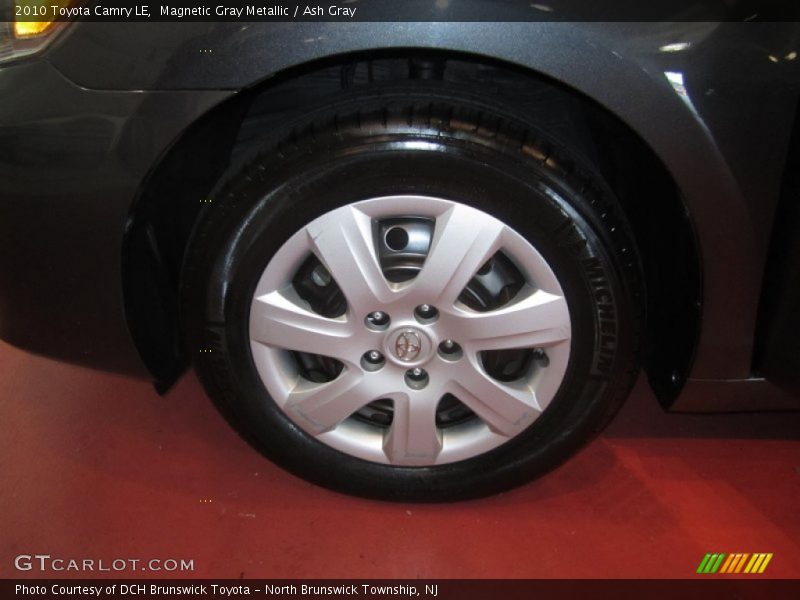 Magnetic Gray Metallic / Ash Gray 2010 Toyota Camry LE