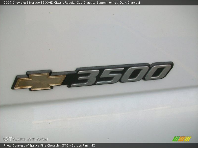  2007 Silverado 3500HD Classic Regular Cab Chassis Logo