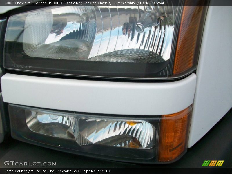 Summit White / Dark Charcoal 2007 Chevrolet Silverado 3500HD Classic Regular Cab Chassis