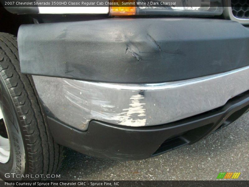 Summit White / Dark Charcoal 2007 Chevrolet Silverado 3500HD Classic Regular Cab Chassis