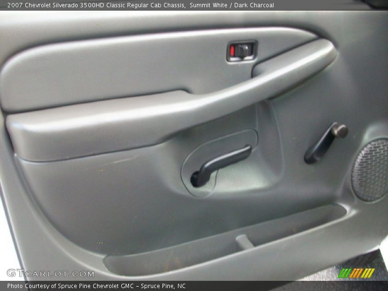 Summit White / Dark Charcoal 2007 Chevrolet Silverado 3500HD Classic Regular Cab Chassis