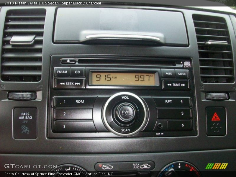 Super Black / Charcoal 2010 Nissan Versa 1.8 S Sedan