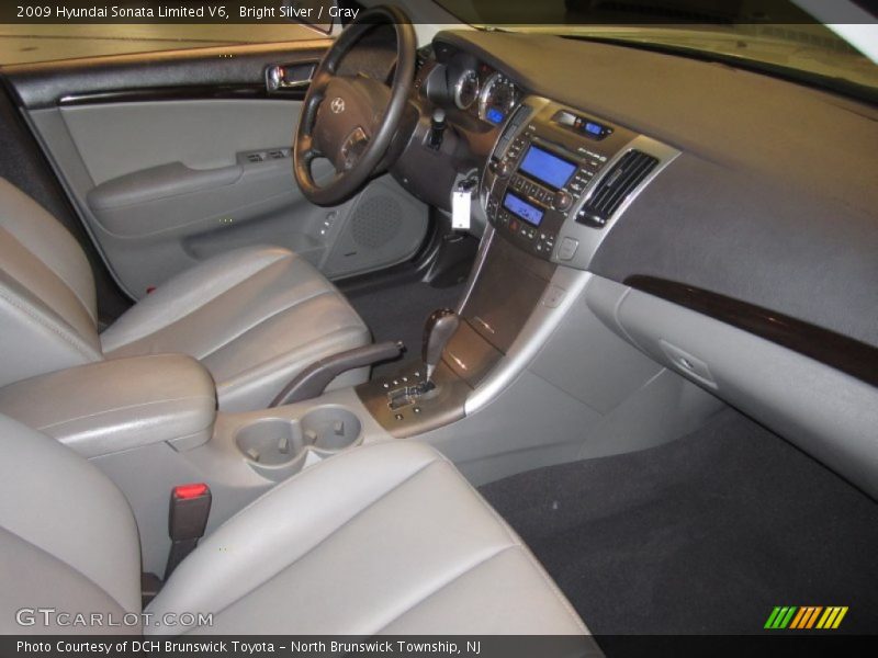 Bright Silver / Gray 2009 Hyundai Sonata Limited V6