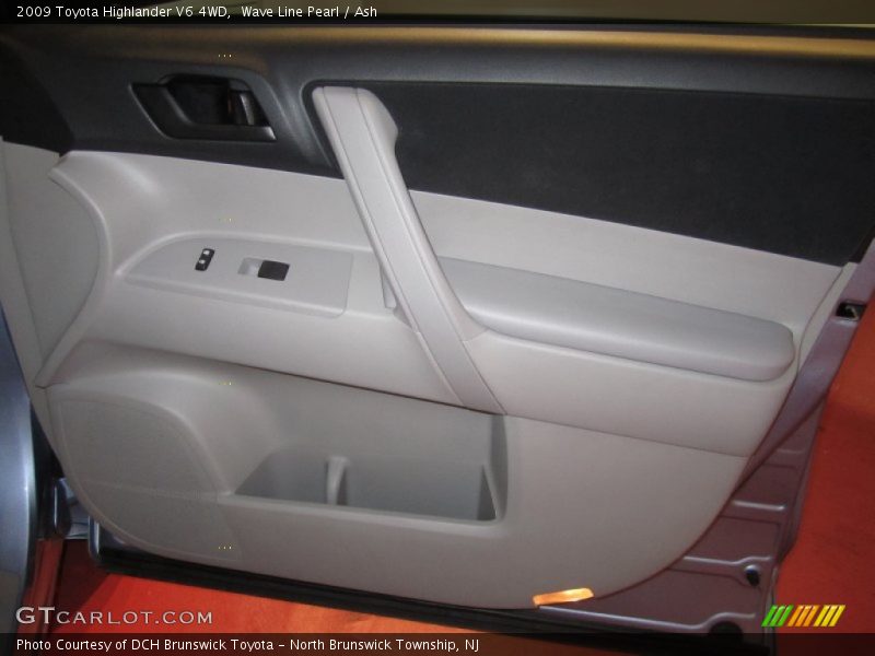 Wave Line Pearl / Ash 2009 Toyota Highlander V6 4WD