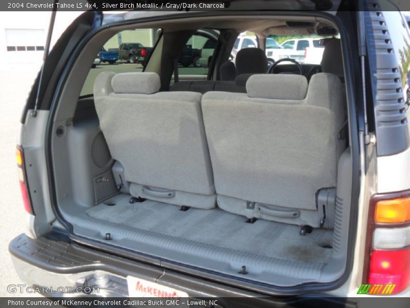 Silver Birch Metallic / Gray/Dark Charcoal 2004 Chevrolet Tahoe LS 4x4