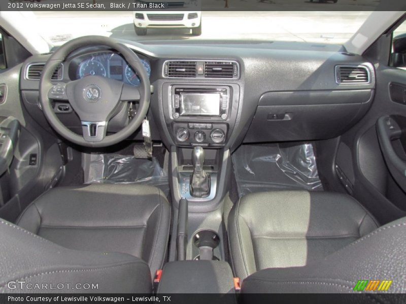 Black / Titan Black 2012 Volkswagen Jetta SE Sedan