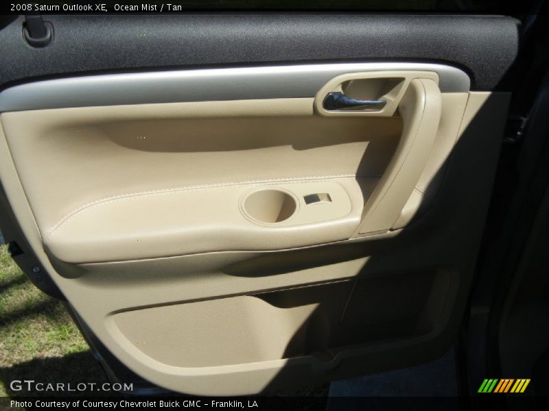 Ocean Mist / Tan 2008 Saturn Outlook XE