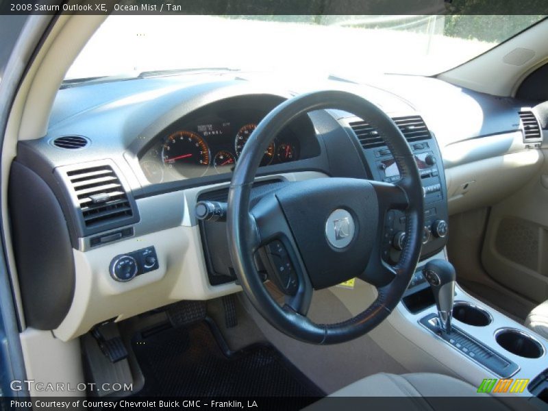 Ocean Mist / Tan 2008 Saturn Outlook XE