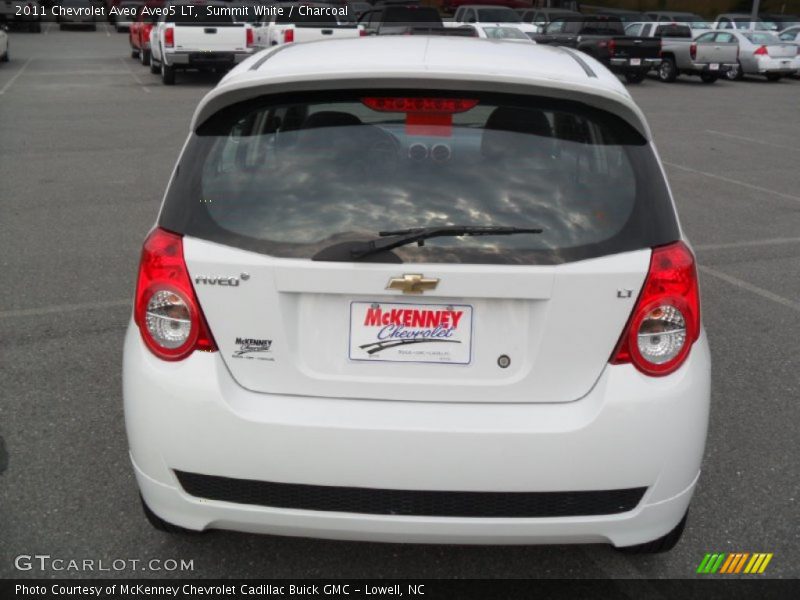 Summit White / Charcoal 2011 Chevrolet Aveo Aveo5 LT